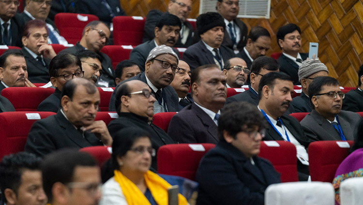 ダライ・ラマ法王の法話に耳を傾ける聴衆。2020年1月18日、インド、ビハール州パトナ（撮影：ロブサン・ツェリン / 法王庁）