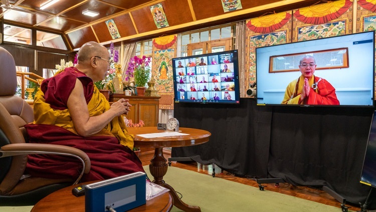三学の実践修行についての国際仏教徒会議の開会式でオンライン講演を行う、台湾の中国仏教会理事長の浄耀法師。2021年3月5日（撮影：テンジン・ジャンペル / 法王庁）