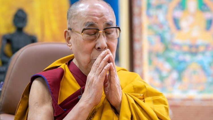 東南アジア・南アジアでの暴風雨被災者へ祈りを捧げる