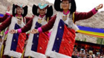 インド、シワツェルでお見送りの昼食会