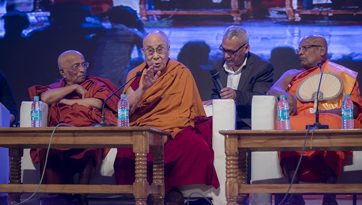 ナヴァ・ナーランダー・マハヴィハーラ大学ご訪問と国際仏教徒会議 2日目