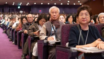 『般若心経』と『修習次第』中編の法話会