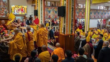 ダラムサラでの長寿祈願法要